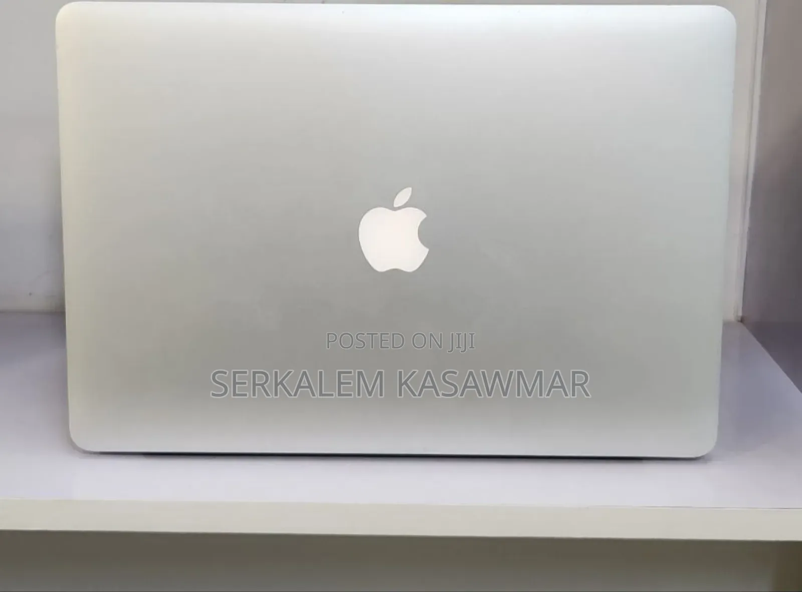 New Laptop Apple MacBook Pro 2015 16GB Intel Core I7 SSD 512GB