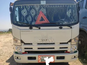 Photo - Isuzu Obama - 2024/12 [ 8000 Km]