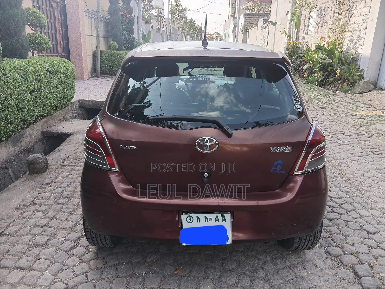 Toyota Yaris 2010 Burgundy