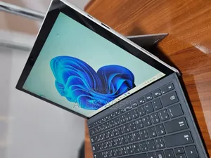 New Laptop Microsoft Surface Pro 7 8GB Intel Core I5 SSD 128GB