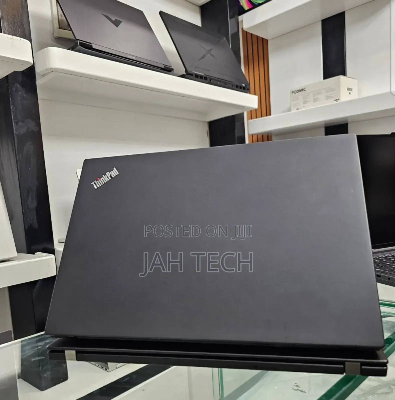 New Laptop Lenovo ThinkPad T495s 16GB AMD Ryzen 7 SSD 512GB