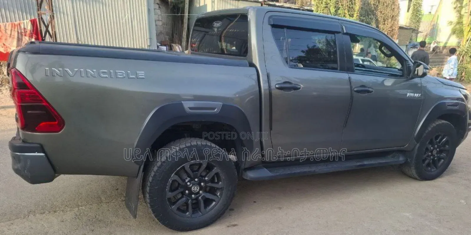 Toyota Hilux 2023 Teal