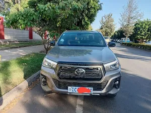 Toyota Hilux 2019 Gray