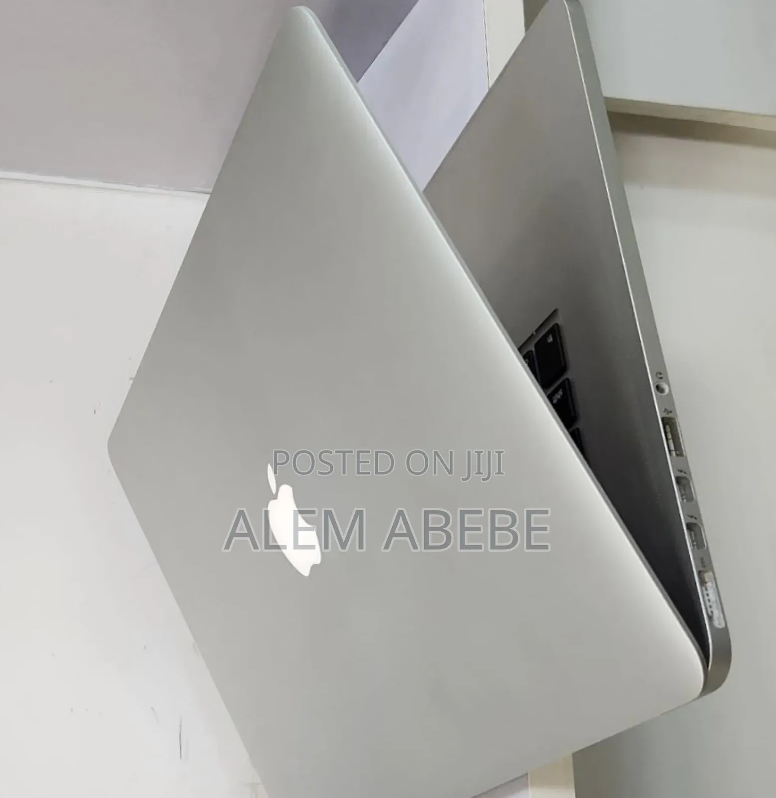 New Laptop Apple MacBook Pro 2015 16GB Intel Core I7 SSD 512GB