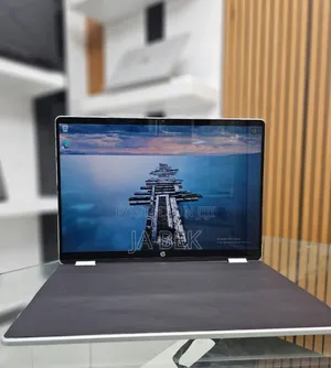 New Laptop HP OmniBook 5 Flip 16GB Intel Core 7 SSD 512GB