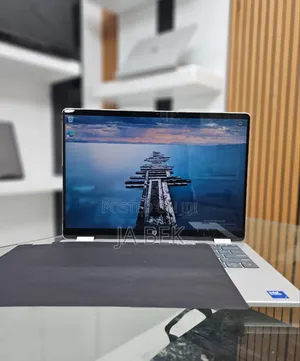 Photo - New Laptop HP OmniBook 5 Flip 16GB Intel Core 7 SSD 512GB