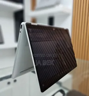 New Laptop HP OmniBook 5 Flip 16GB Intel Core 7 SSD 512GB