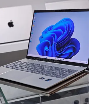 Photo - New Laptop HP Pavilion 15 16GB Intel Core I7 SSD 1T