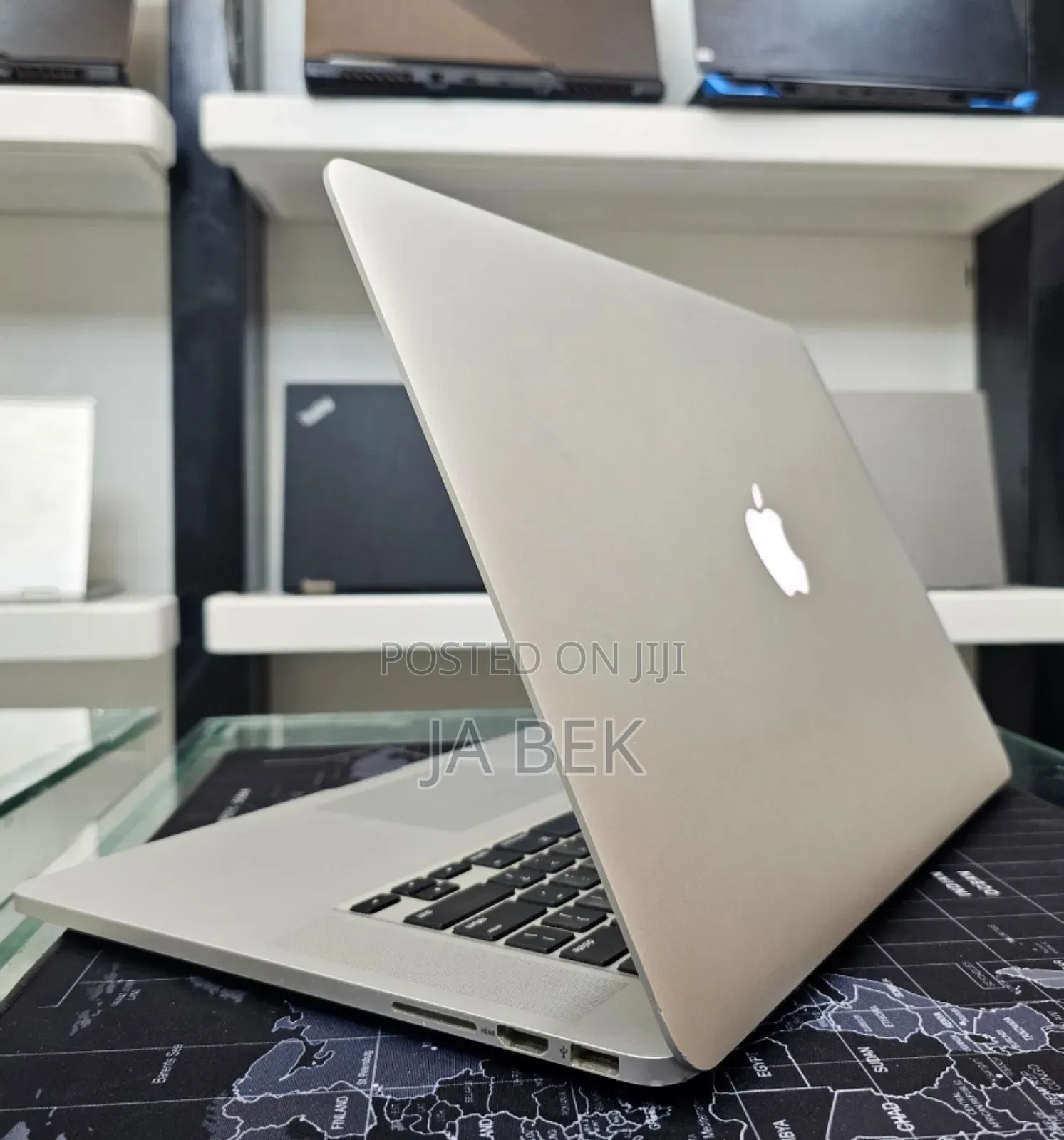 New Laptop Apple MacBook Pro 2015 16GB Intel Core I7 SSD 256GB