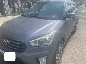 Photo - Hyundai Creta 2016 Maroon