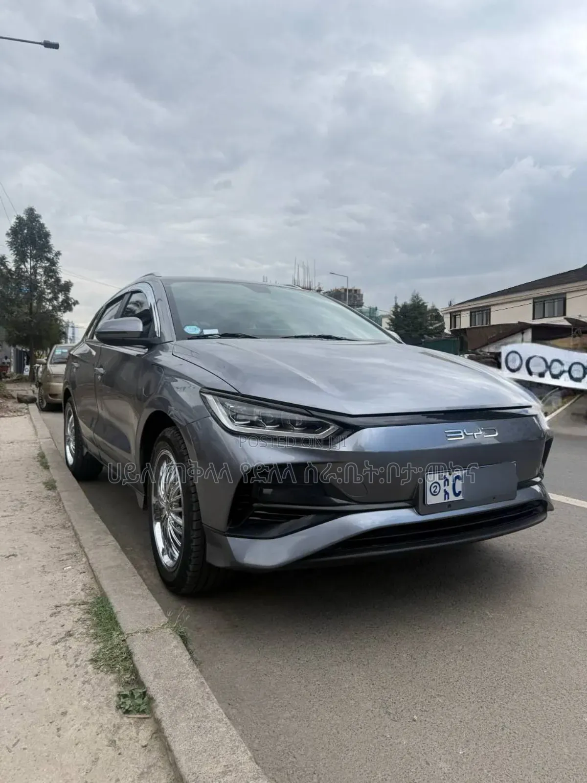 BYD E2 43 kWh 94 hp FWD 2025 Maroon