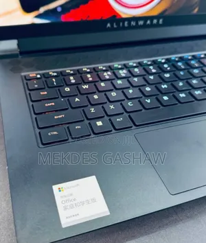 New Laptop Alienware Area-51m 16GB Intel Core I7 SSD 512GB