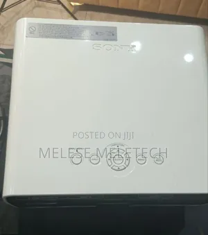 Sony VPL-Ex100 Projector