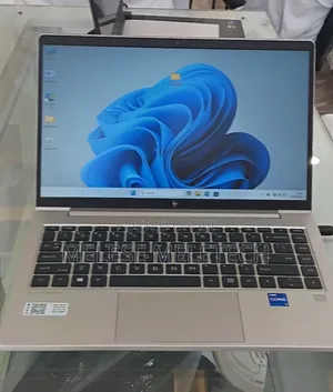New Laptop HP EliteBook 640 G9 16GB Intel Core I7 SSD 1T