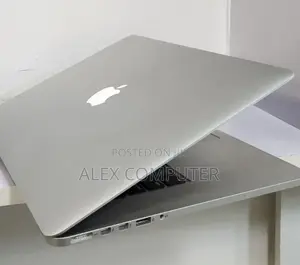 New Laptop Apple MacBook Pro 2015 16GB Intel Core I7 SSD 512GB