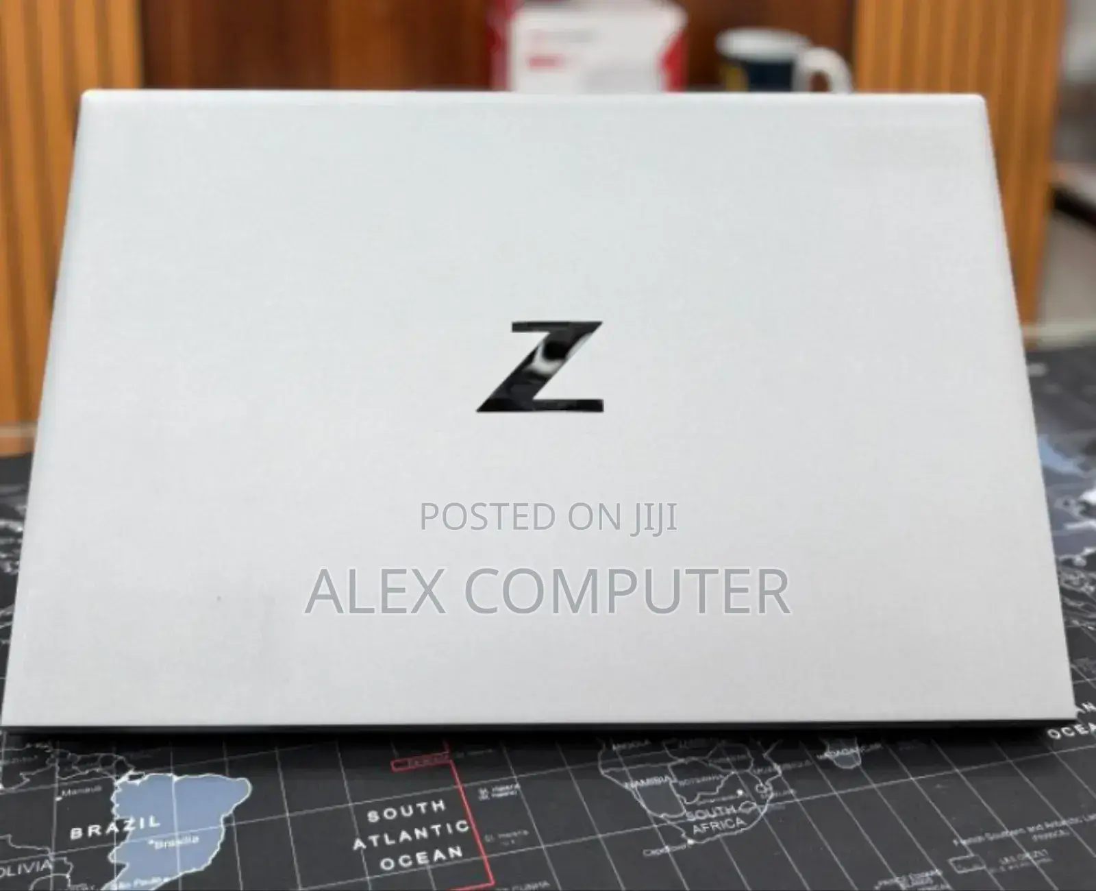 New Laptop HP ZBook Firefly G8 32GB Intel Core I7 SSD 512GB