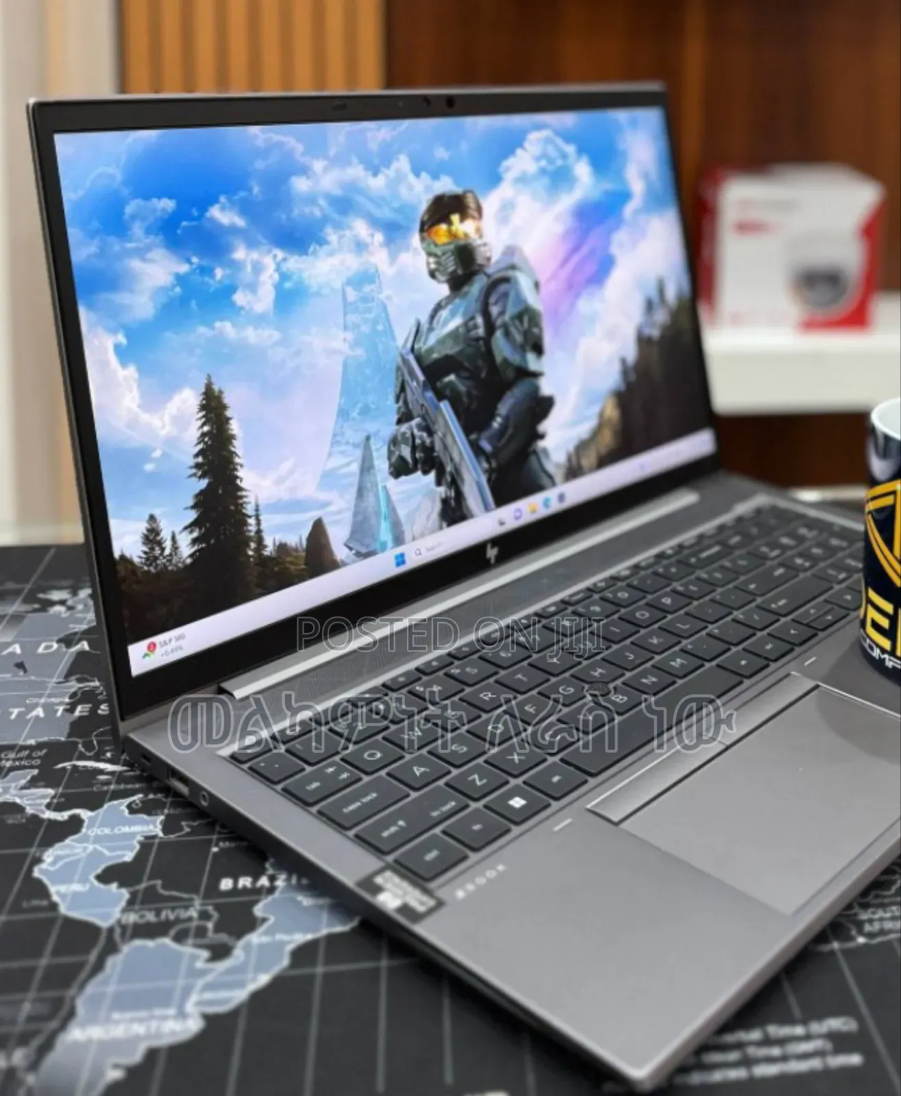 New Laptop HP ZBook Firefly G8 32GB Intel Core I7 SSD 512GB