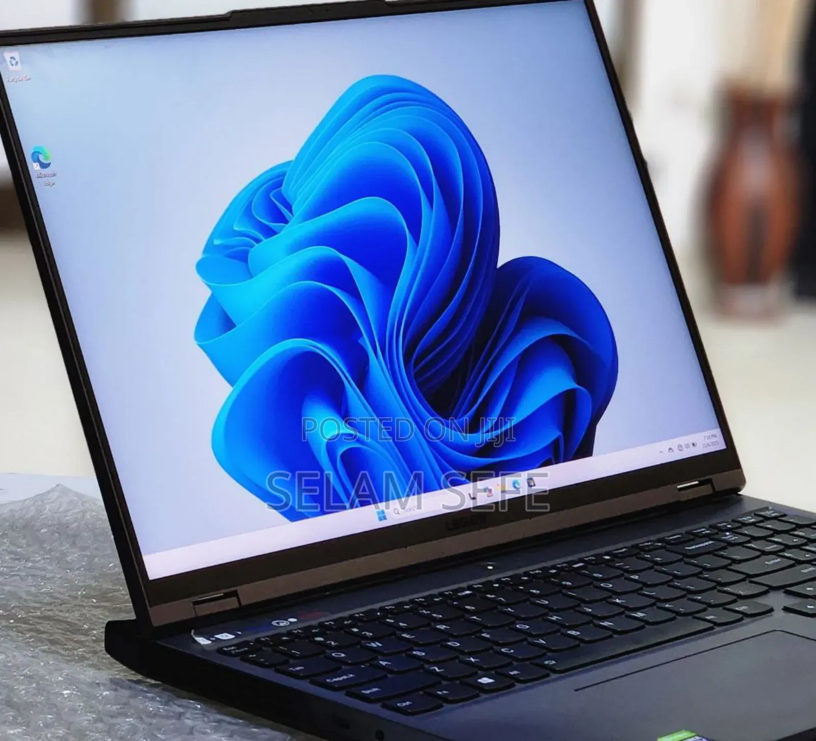 New Laptop Lenovo Legion 5 16GB AMD Ryzen 7 SSD 1T