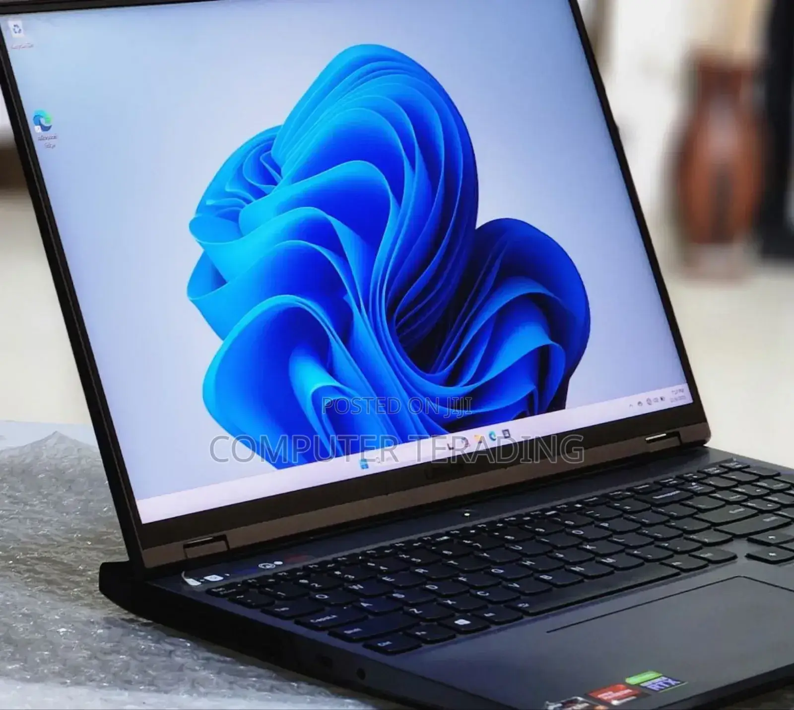 New Laptop Lenovo Legion 5 16GB AMD Ryzen 7 SSD 1T