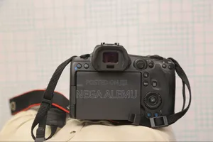 Canon R 5 24_105 Clivr Lens