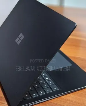 Photo - New Laptop Microsoft Surface Book 3 16GB Intel Core I7 SSD 1T