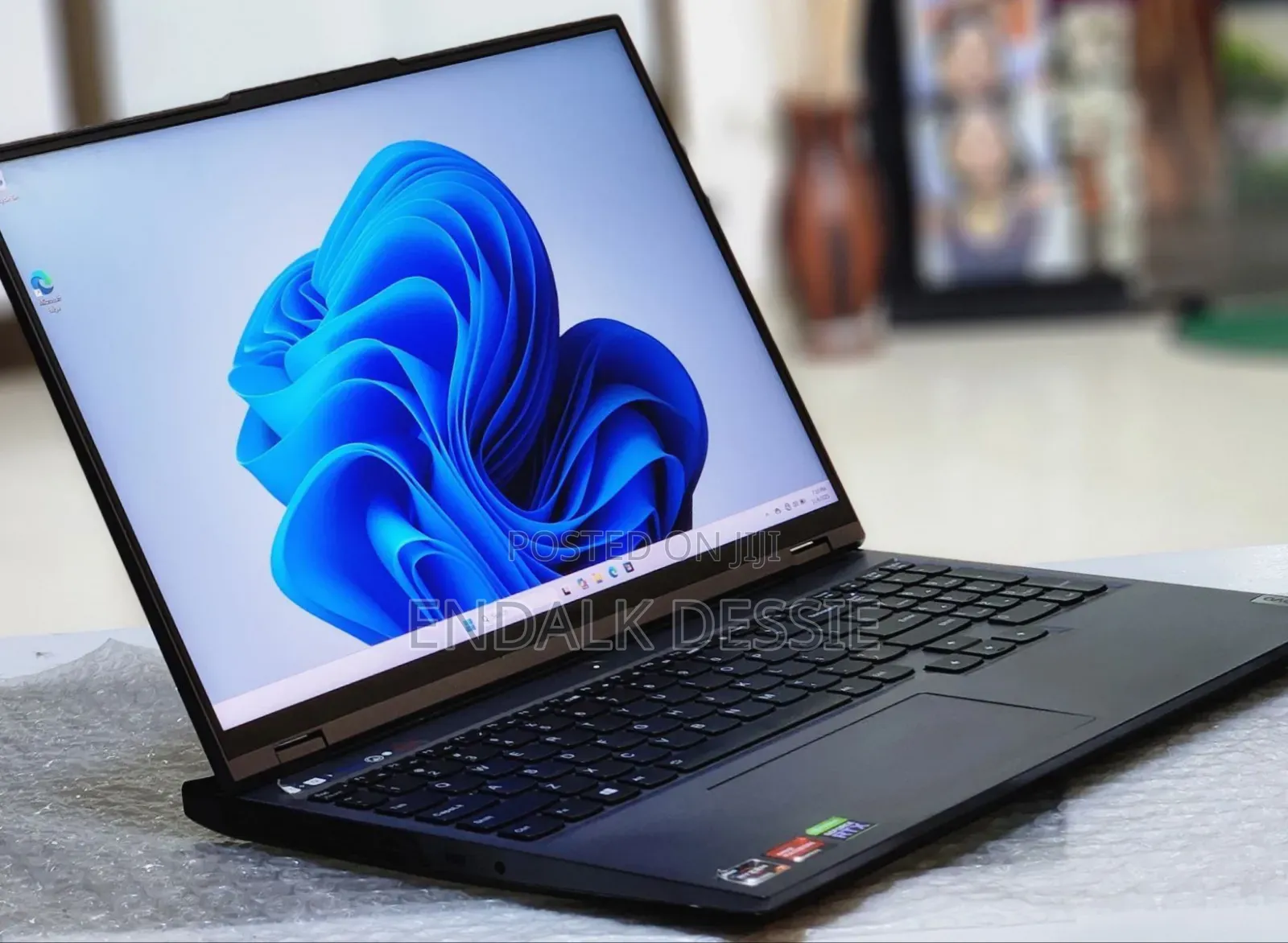 New Laptop Lenovo 16GB SSD 1T