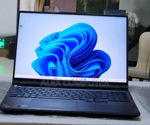 New Laptop Lenovo 16GB AMD Ryzen 7 SSD 1T