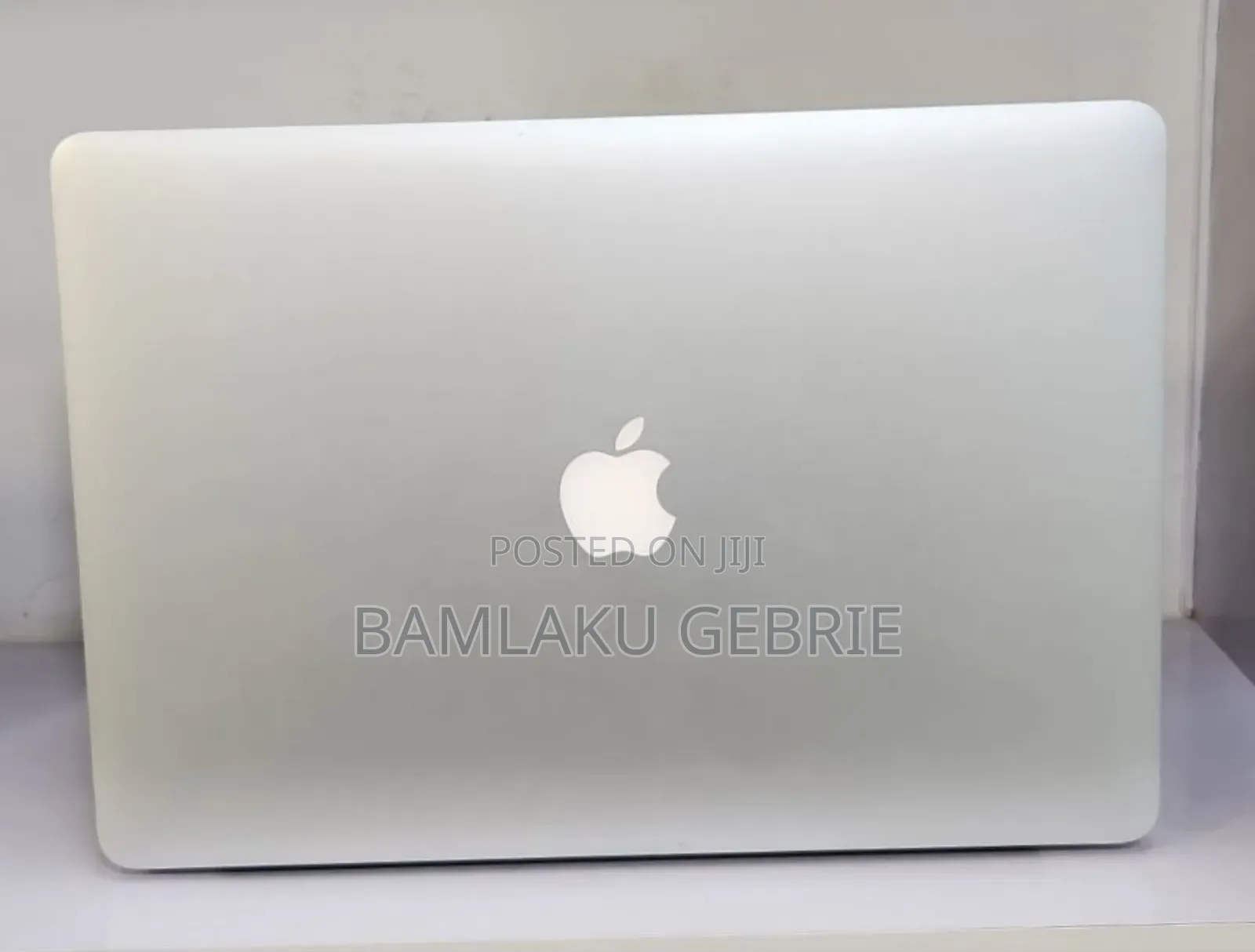 New Laptop Apple MacBook Pro 2015 16GB Intel Core I7 SSD 512GB