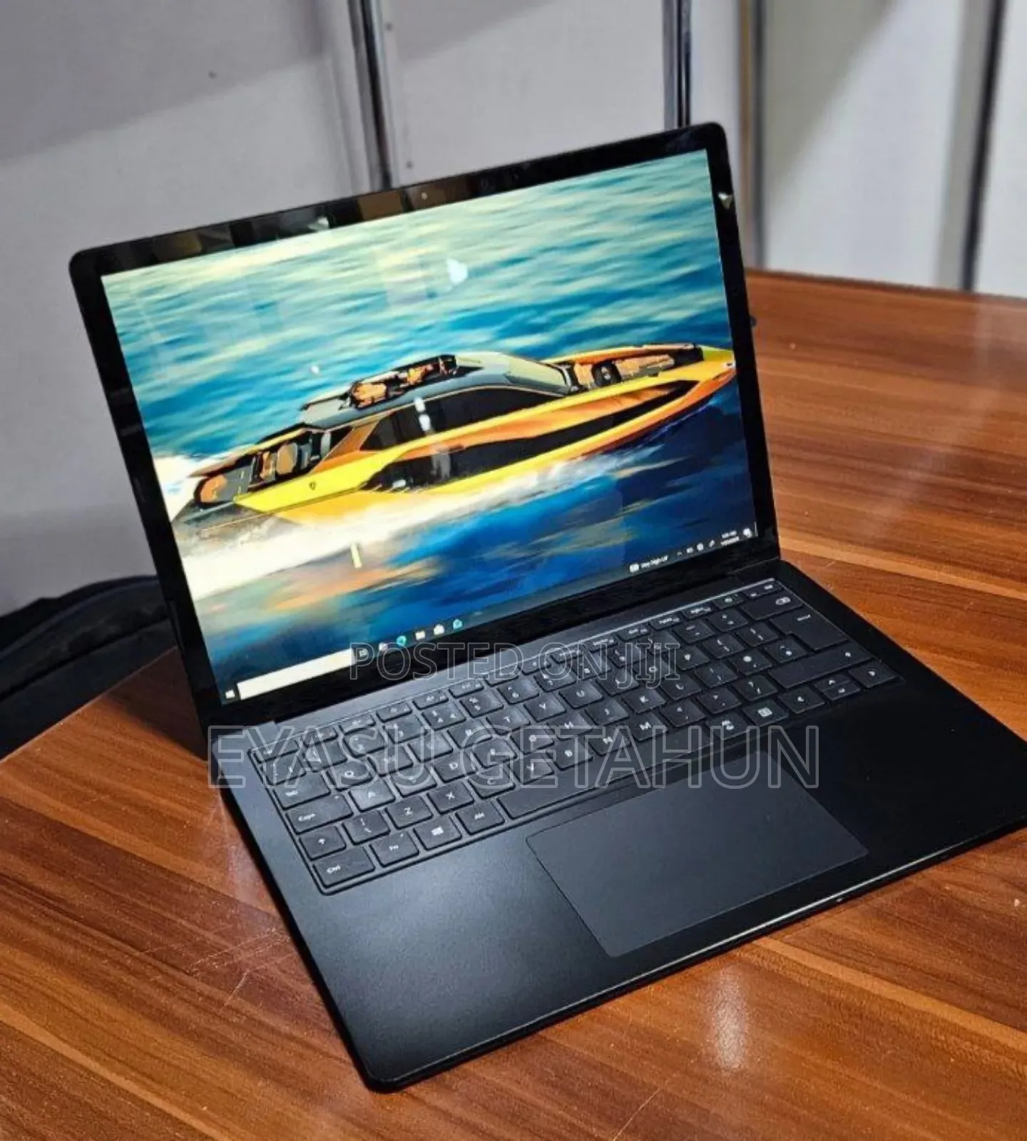 New Laptop Microsoft Surface 16GB Intel Core I7 SSD 1T