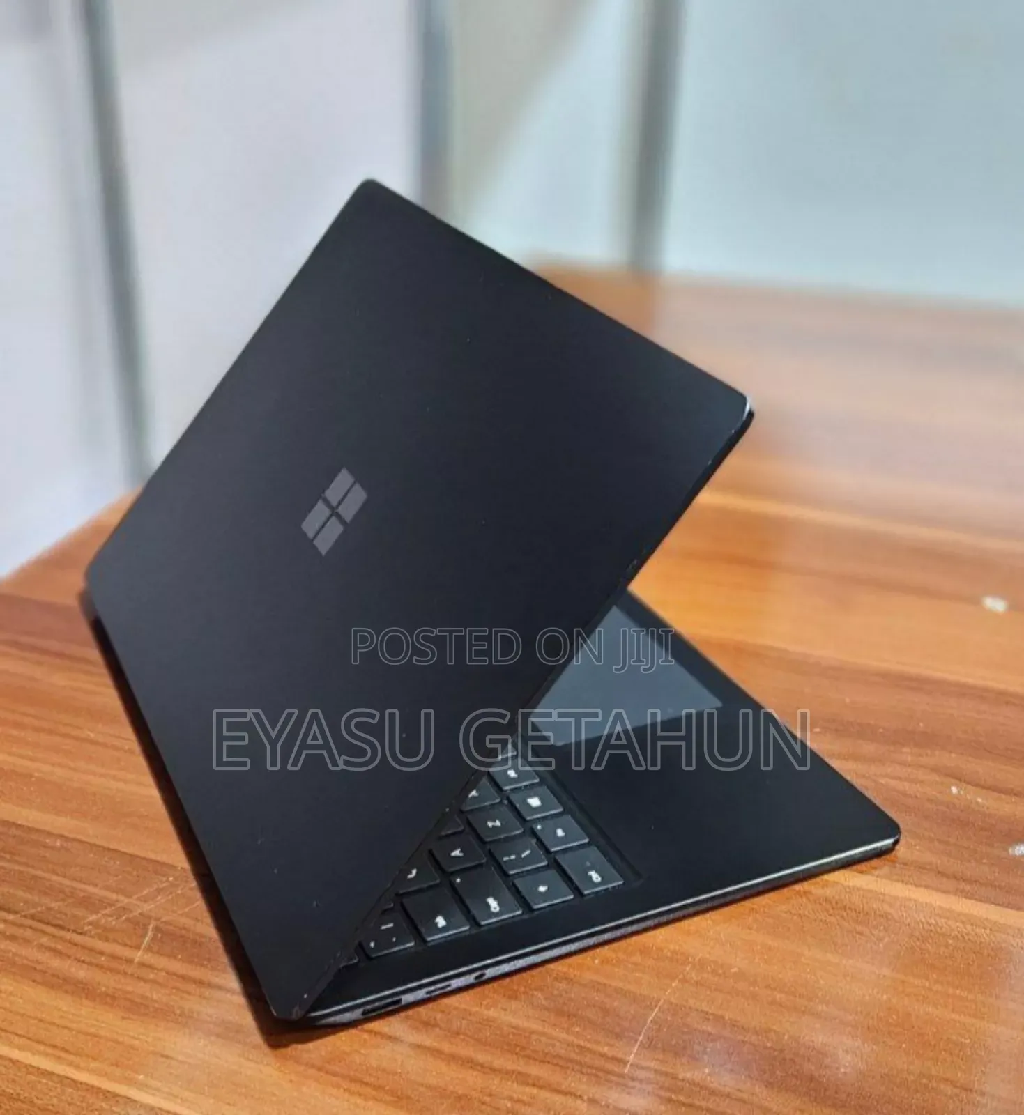 New Laptop Microsoft Surface 16GB Intel Core I7 SSD 1T