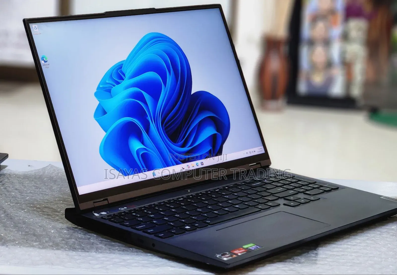 New Laptop Lenovo Legion 5 16GB AMD Ryzen 7 SSD 1T