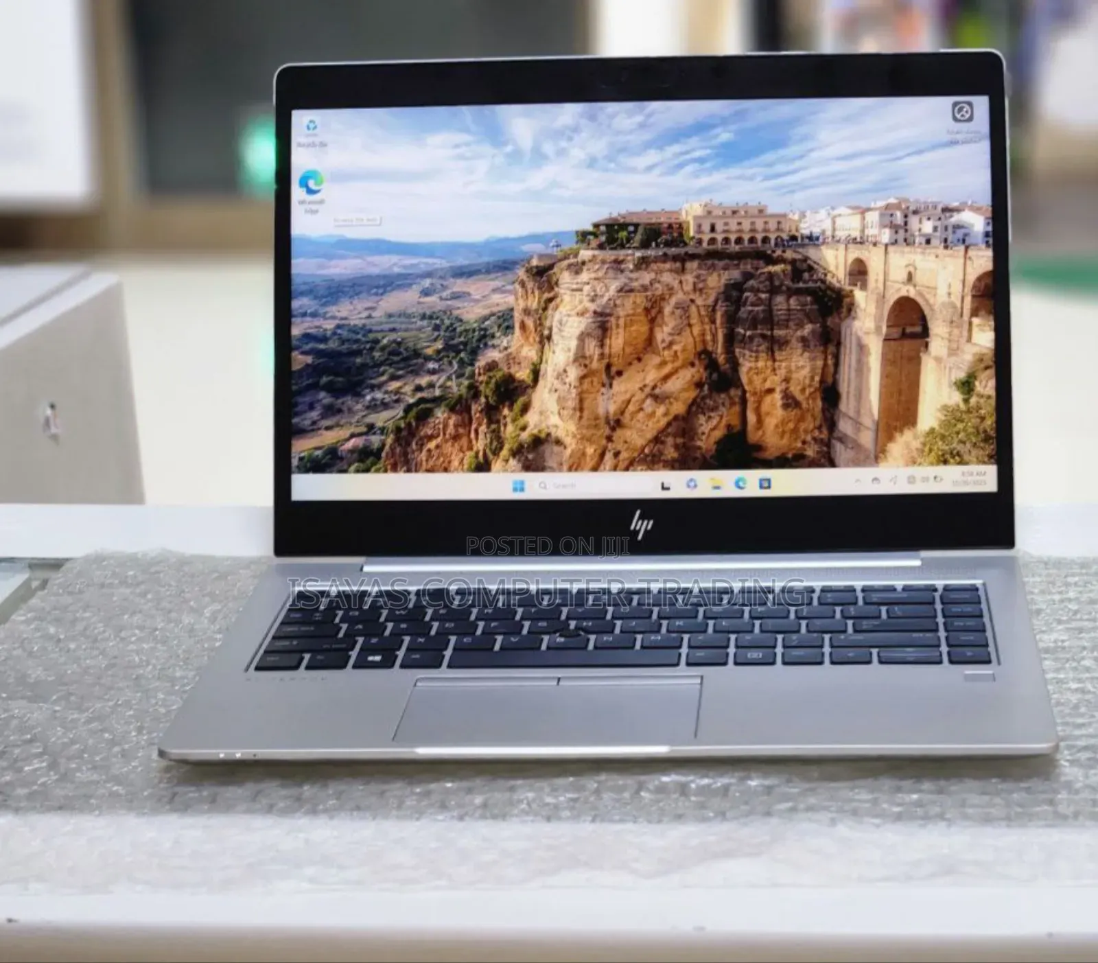 New Laptop HP EliteBook 840 16GB AMD Ryzen 5 SSD 512GB