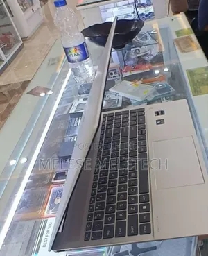 New Laptop HP 16GB Intel Core I7 SSD 1T