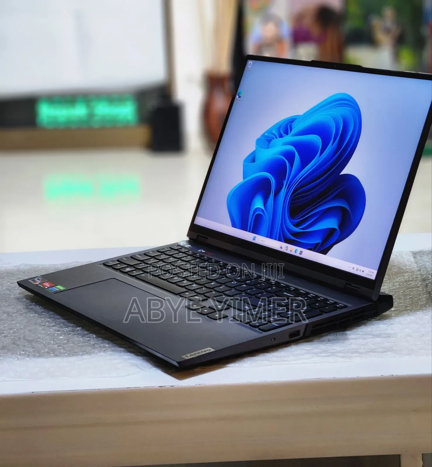 New Laptop Lenovo Legion 5 16GB AMD Ryzen 7 SSD 1T