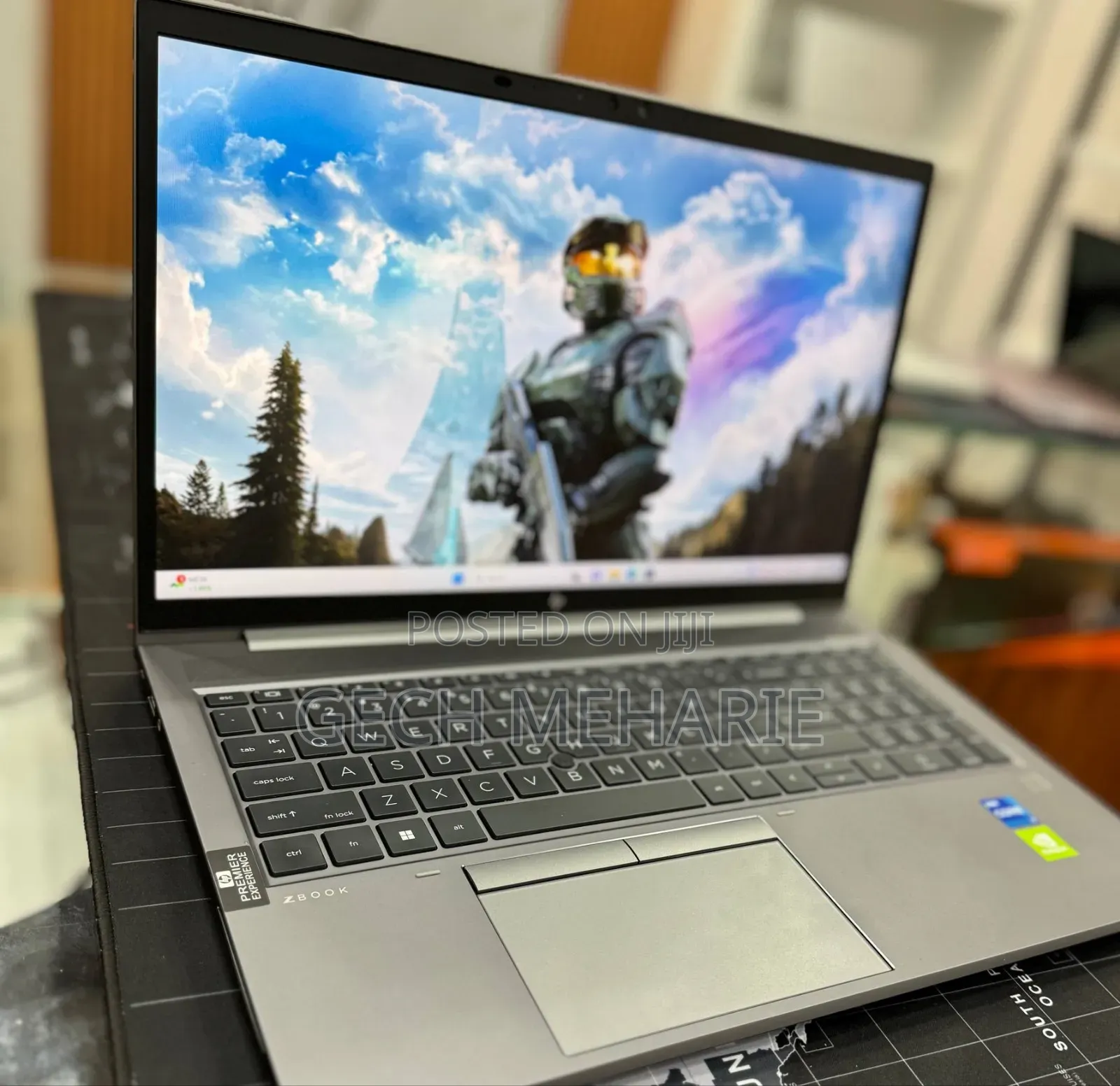 New Laptop HP ZBook Studio G8 32GB Intel Core I7 SSD 512GB