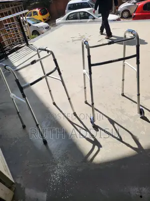 Photo - Stainless Brand New Walker老公walking Frame輕微almunium Walker輕輕walker