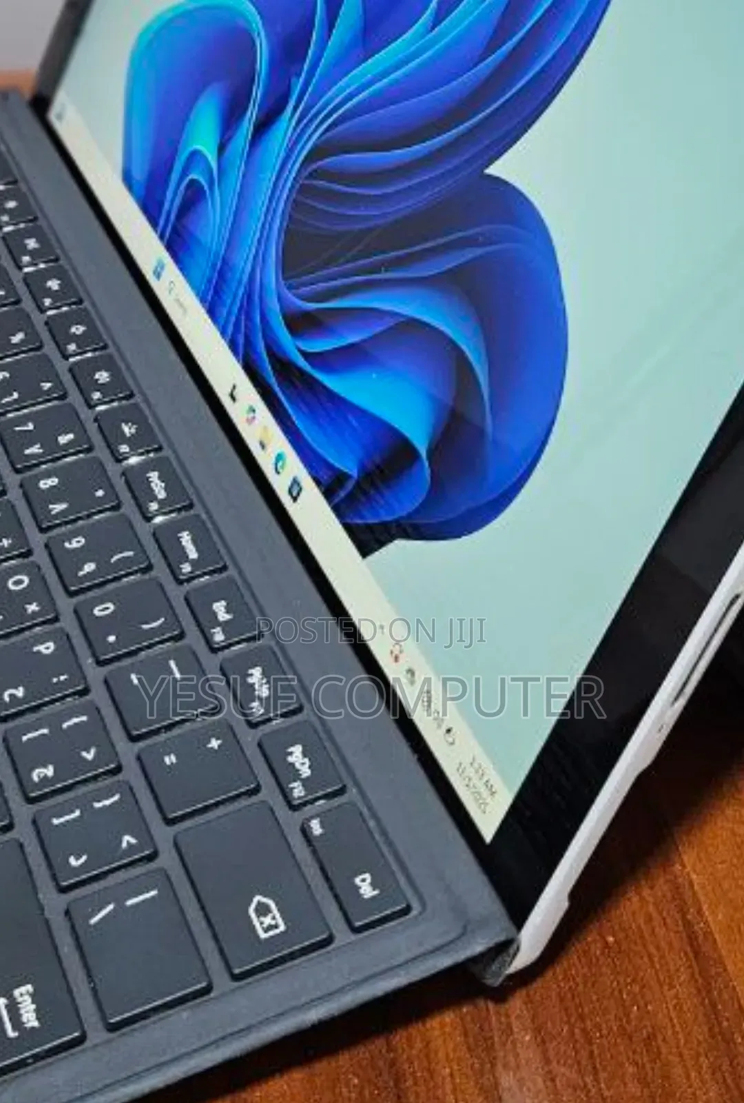 New Laptop Microsoft Surface Pro 7 8GB Intel Core I5 SSD 128GB