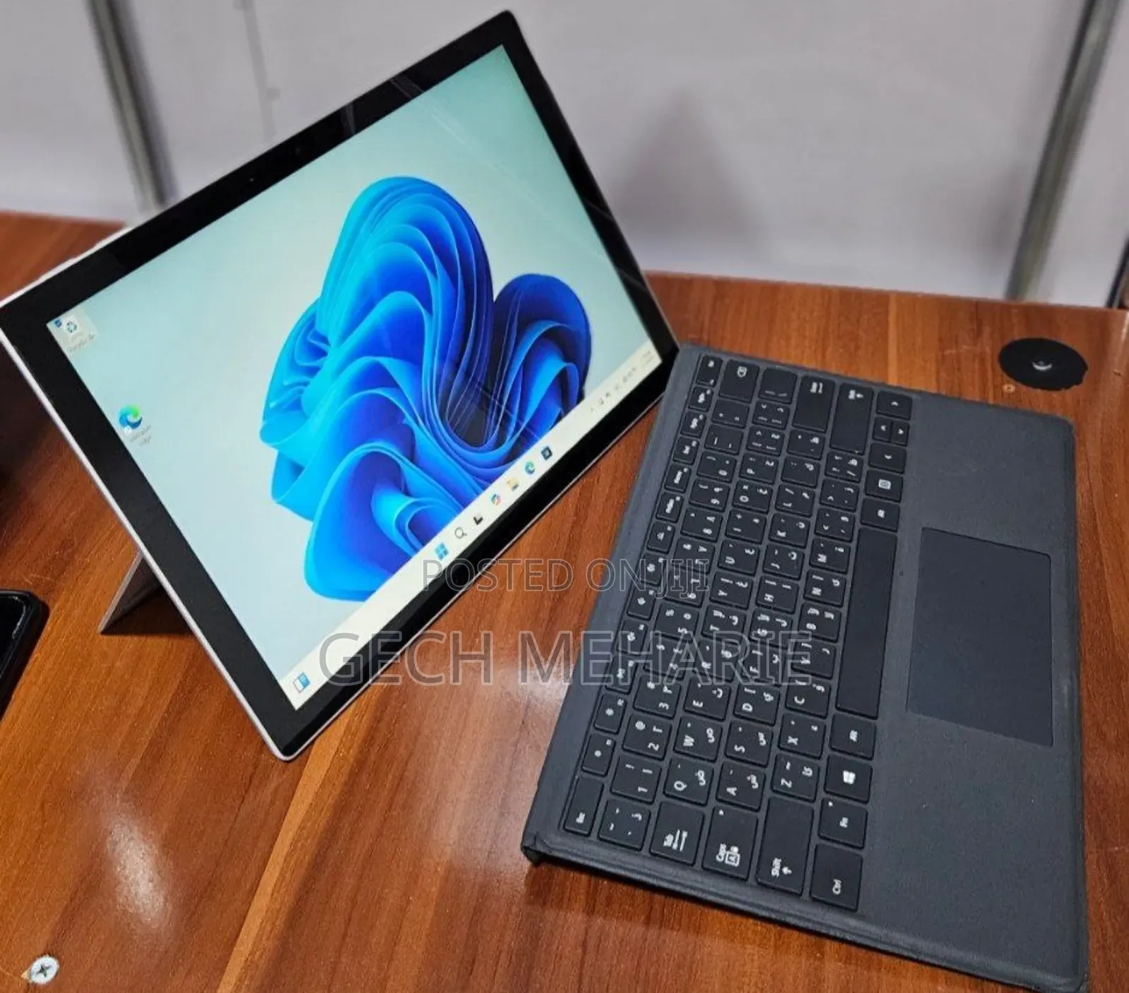 New Laptop Microsoft Surface Pro 7 8GB Intel Core I5 SSD 128GB