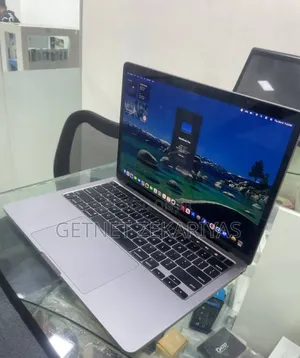 New Laptop Apple MacBook Pro 2006 16GB Apple M1 Pro SSD 256GB