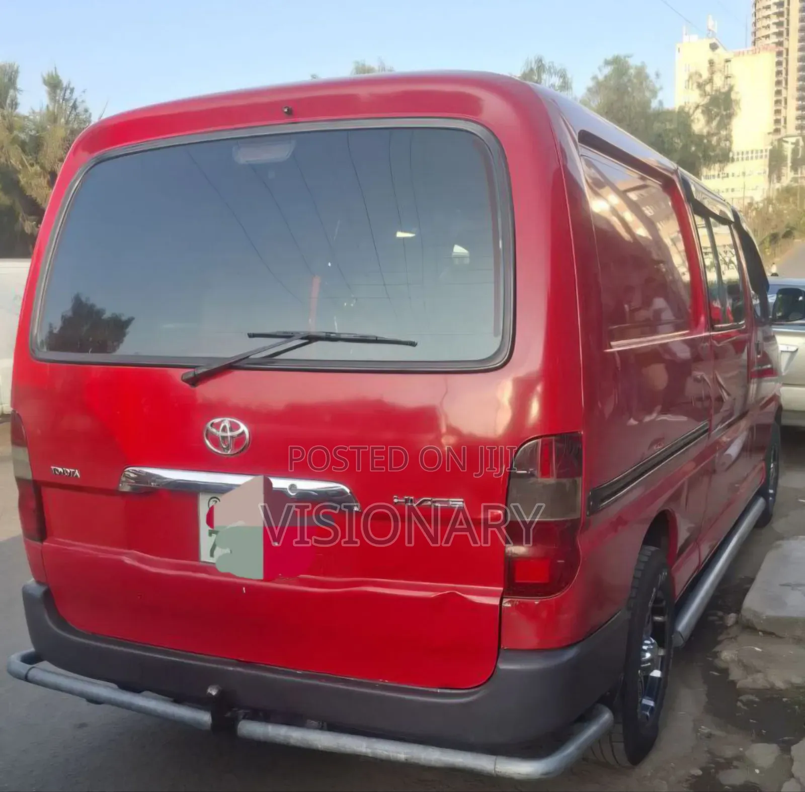 Toyota HiAce 2011