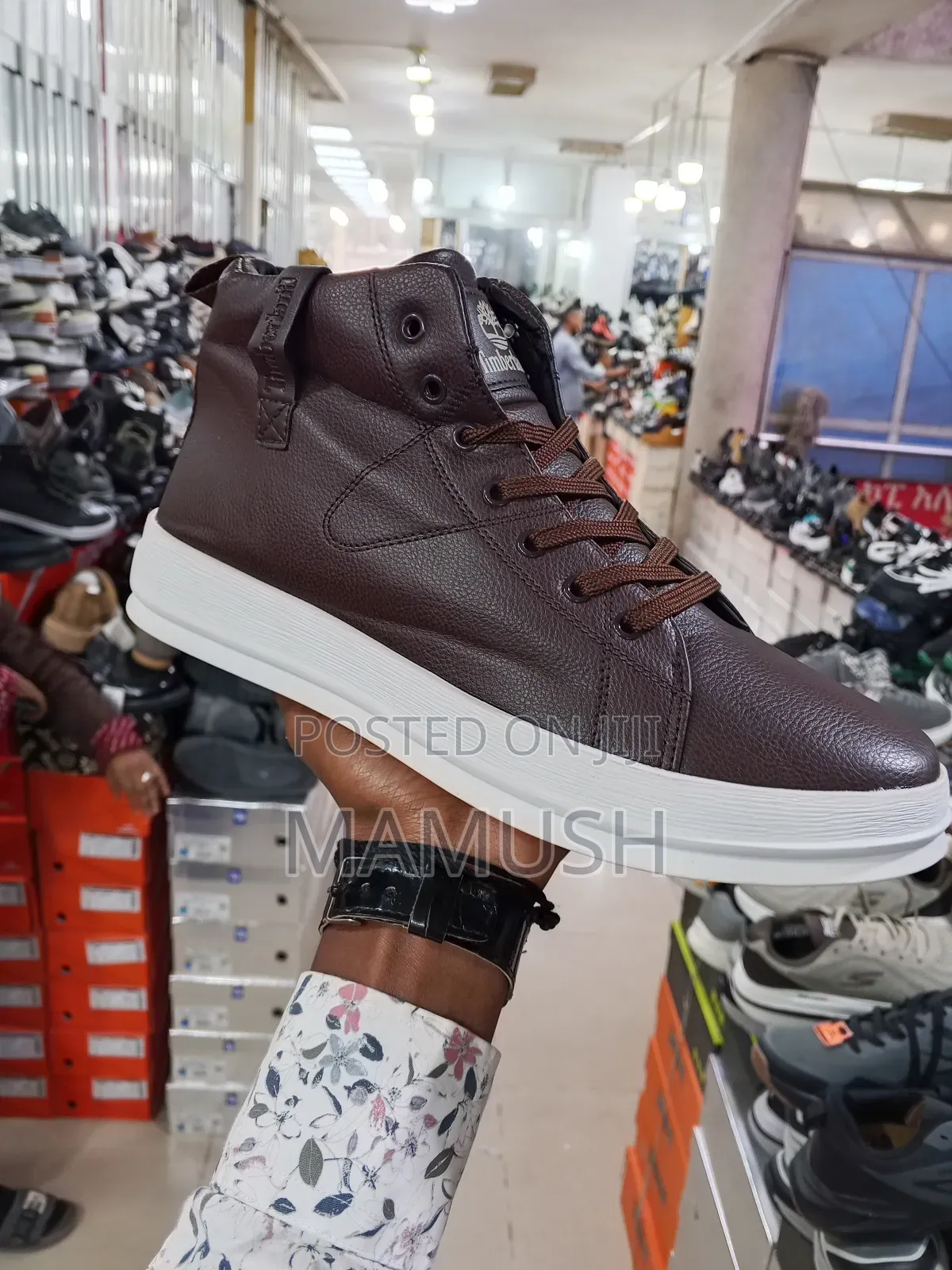 This Is Apair of White, Brown Multicolor Timberland Boots Snickers