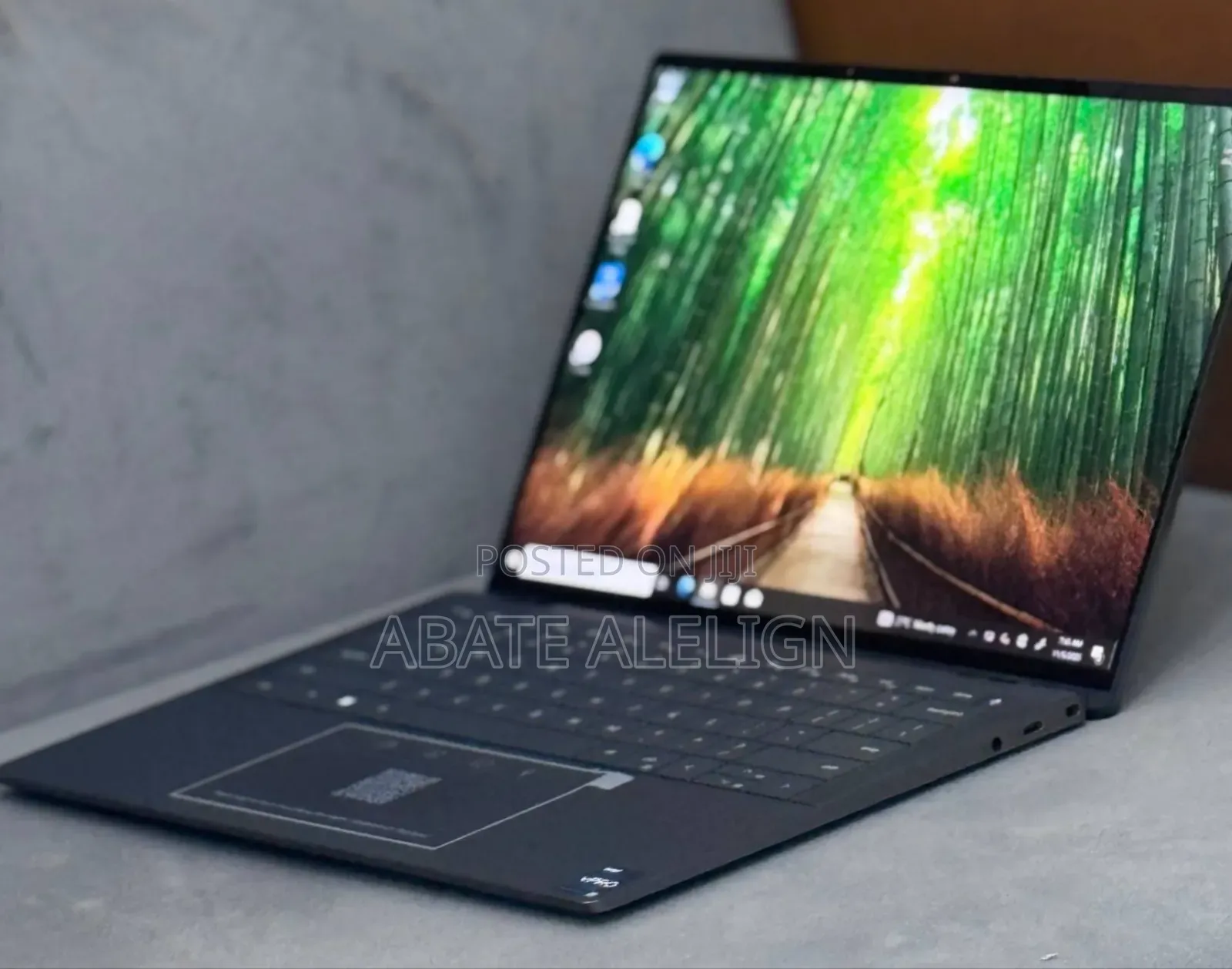 New Laptop Dell Latitude 9440 16GB Intel Core I7 SSD 512GB