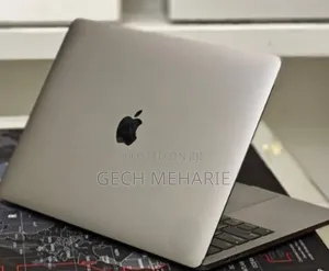 Photo - New Laptop Apple MacBook Pro 2016 16GB Intel Core I7 SSD 512GB