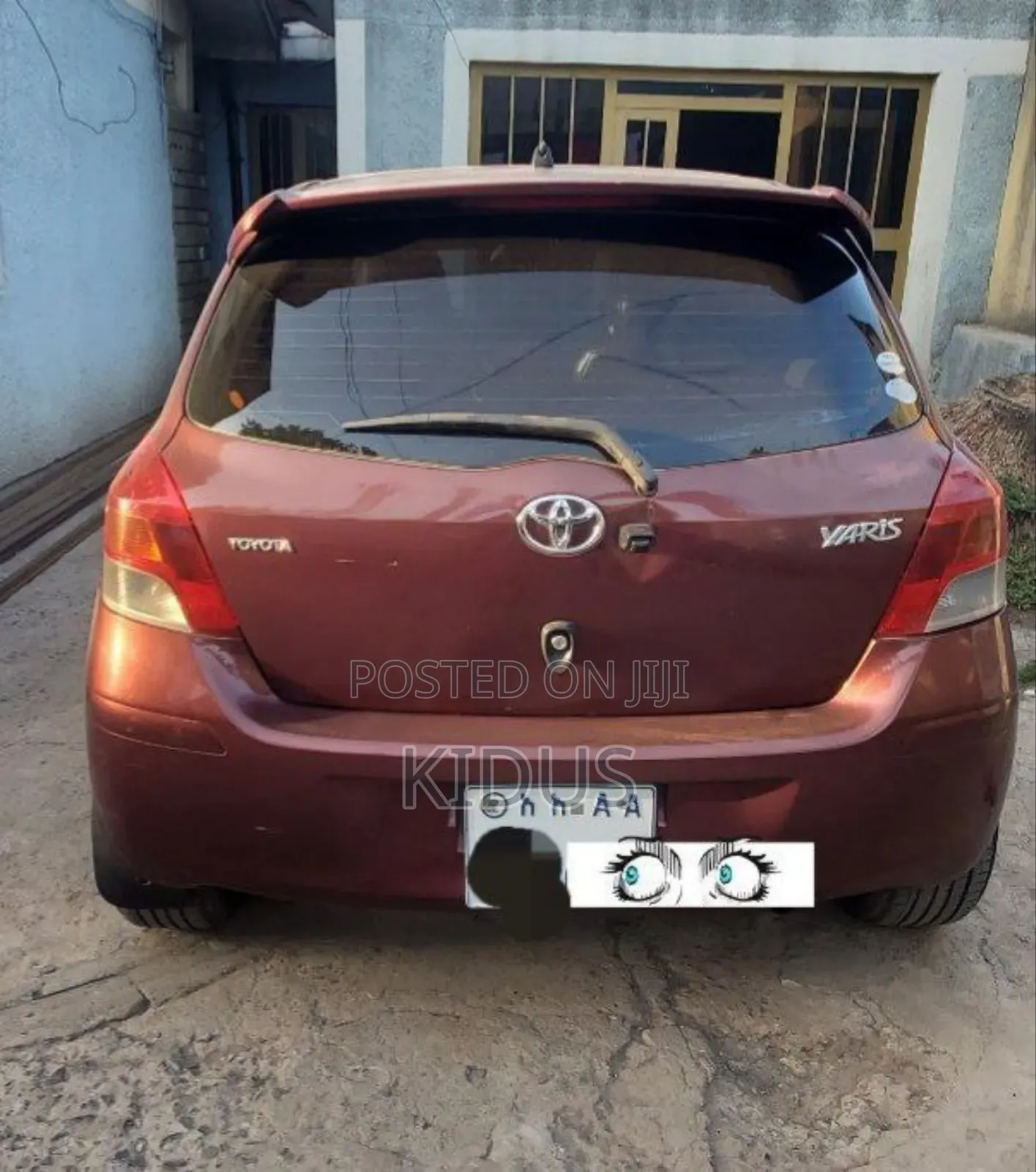 Toyota Yaris 2010 Burgundy