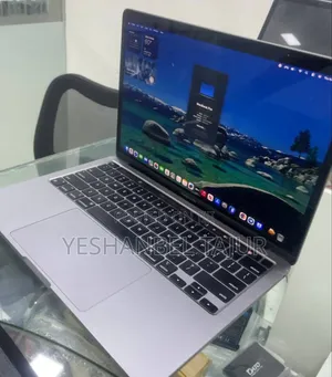 New Laptop Apple MacBook Pro M1 16GB Apple M1 Pro SSD 256GB