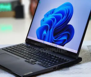 New Laptop Lenovo Legion 5 16GB AMD Ryzen 7 SSD 1T