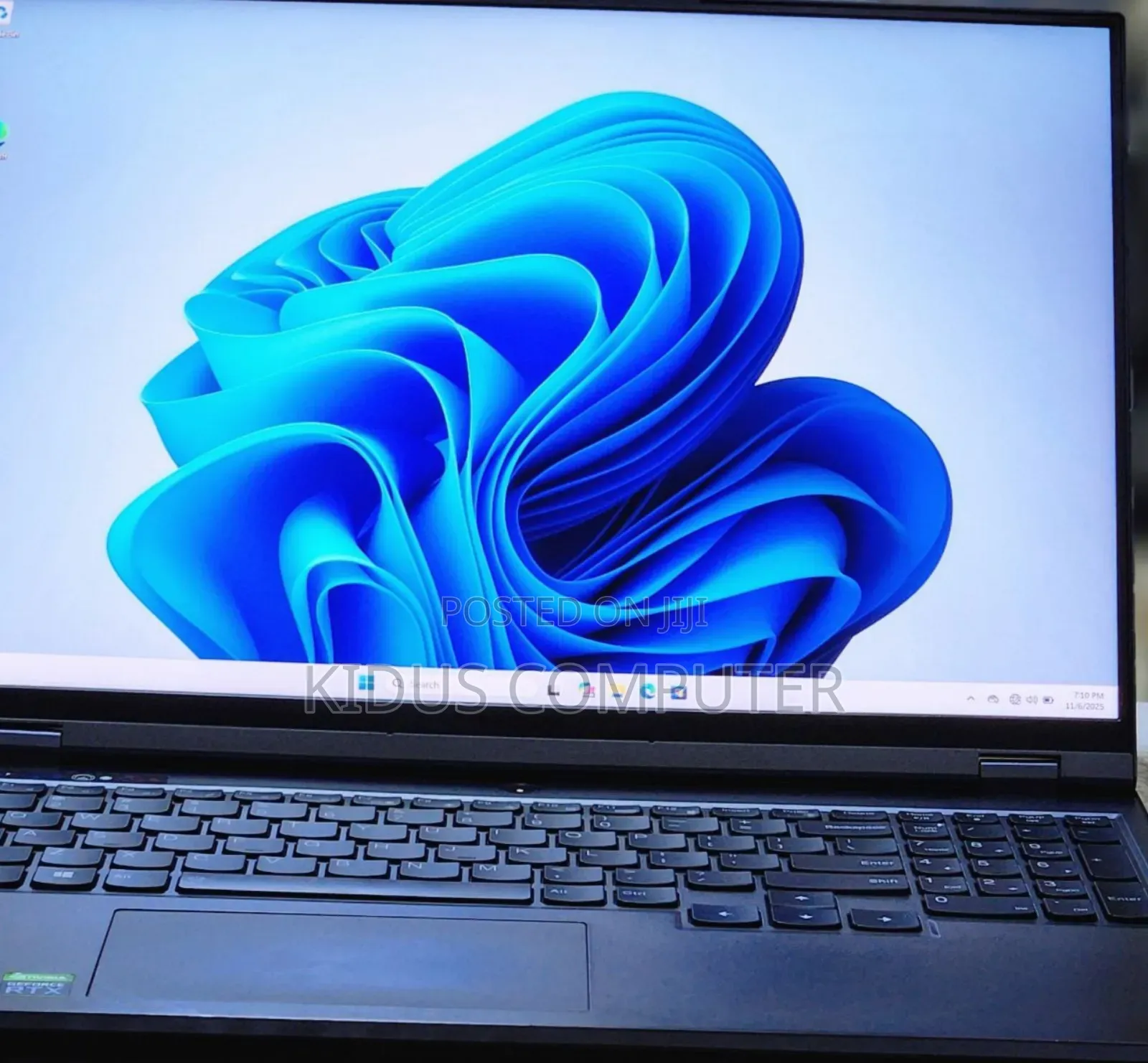 New Laptop Lenovo Legion 5 16GB AMD Ryzen 7 SSD 1T