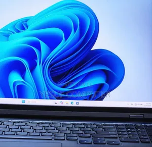 New Laptop Lenovo Legion 5 16GB AMD Ryzen 7 SSD 1T