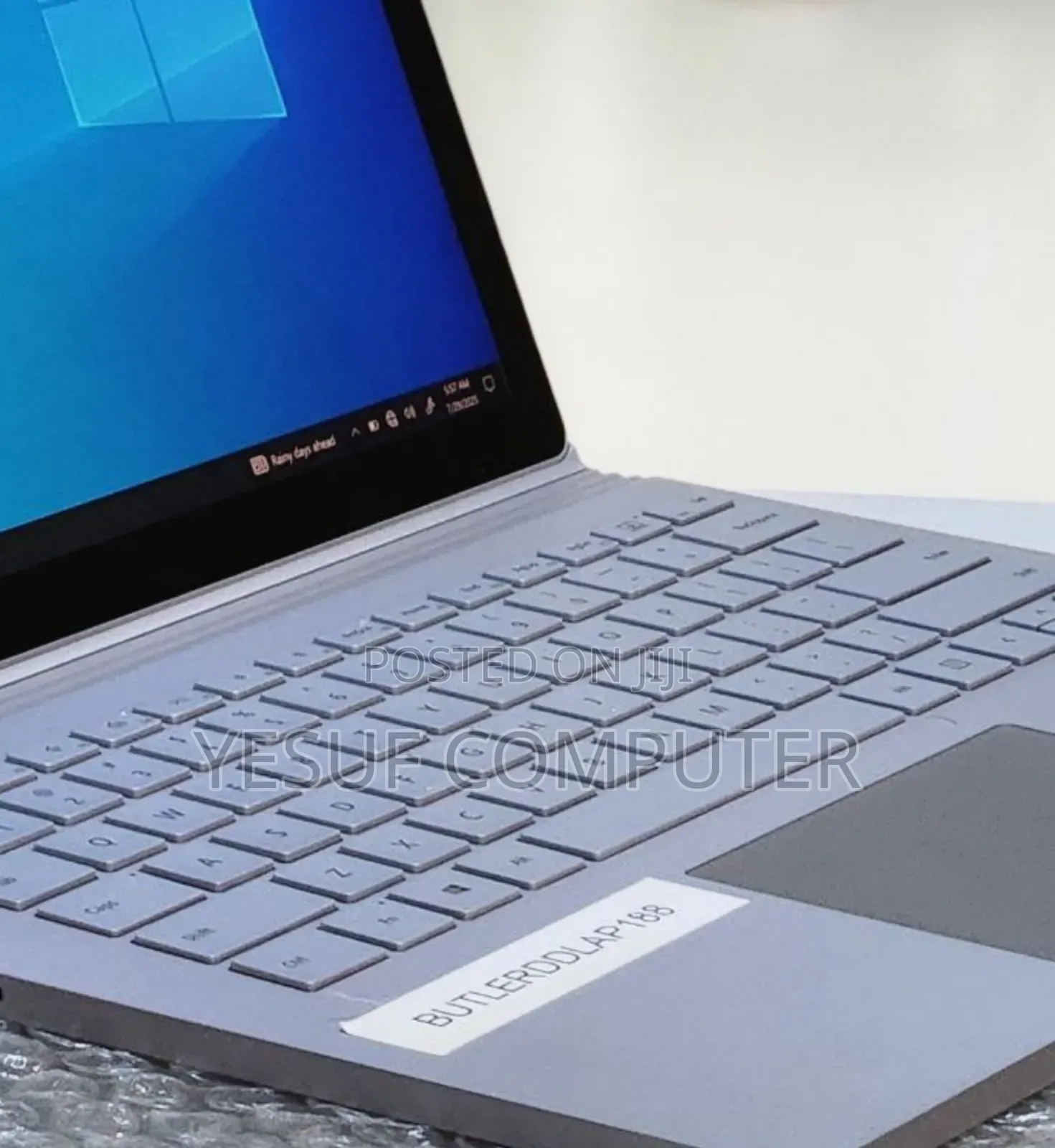 New Laptop Microsoft Surface Book 3 16GB Intel Core I7 SSD 256GB