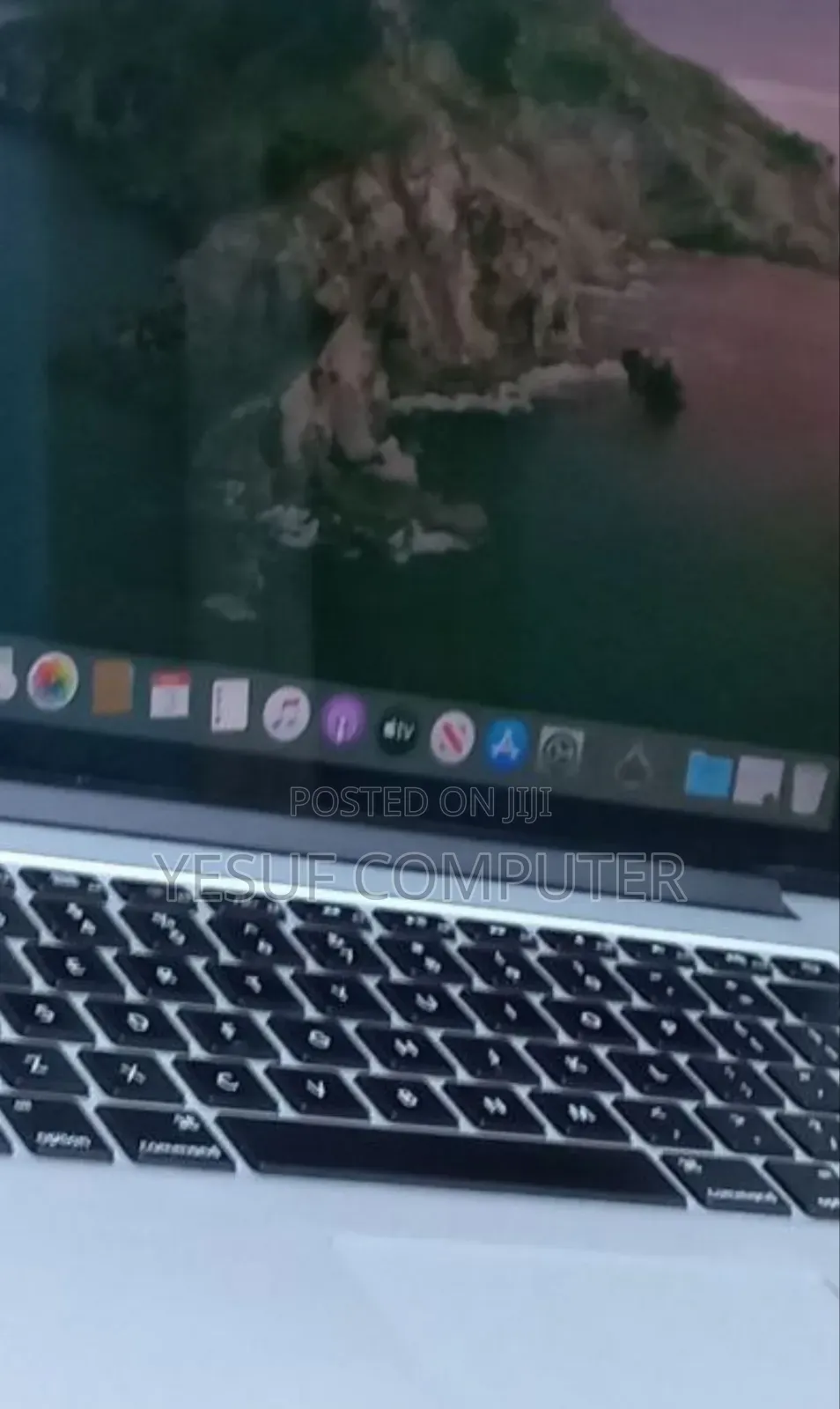 New Laptop Apple MacBook Pro 2013 8GB Intel Core I7 SSD 256GB